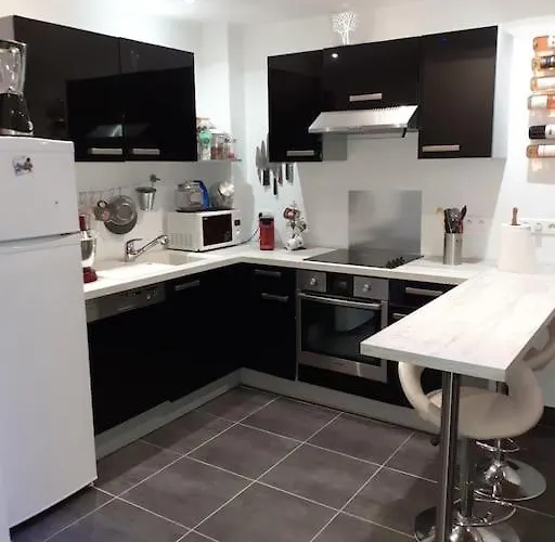 Vue Mer Avec Parking * Ajaccio (Corsica)