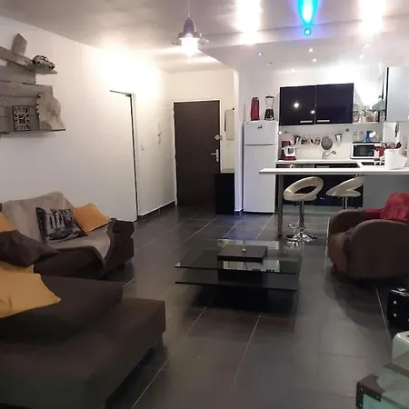 Vue Mer Avec Parking