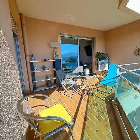 Vue Mer Avec Parking * 아작시오