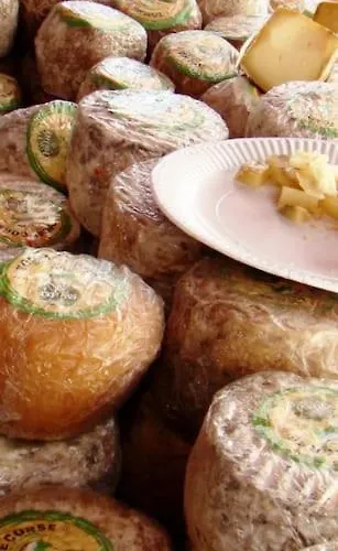 Vue Mer Avec Parking Ajaccio (Corsica)