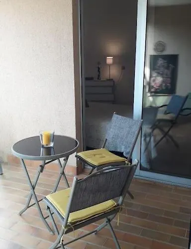 Vue Mer Avec Parking Ajaccio (Corsica)